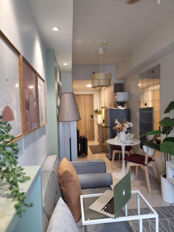 Serene Suites At S Residences Moa Complex Bed & Breakfast *